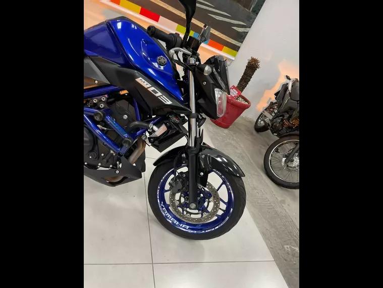 Yamaha MT-03 Azul 15