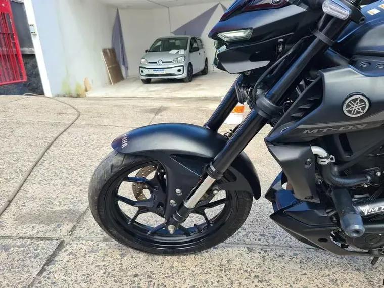 Yamaha MT-03 Preto 10