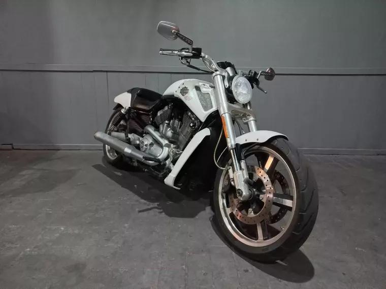 Harley-Davidson V-Rod Branco 2