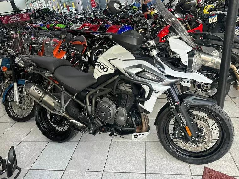 Triumph Tiger 1200 Branco 14