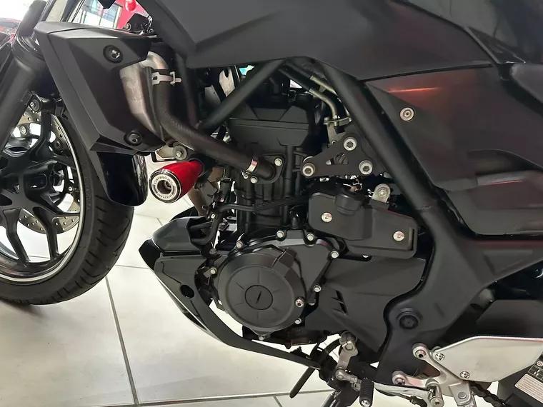 Yamaha MT-03 Preto 23