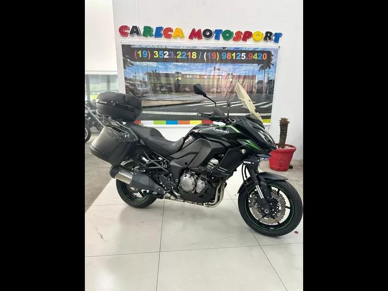 Kawasaki Versys Preto 2