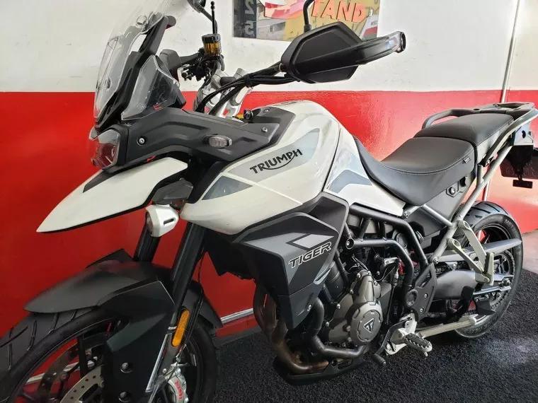 Triumph Tiger 900 Branco 13