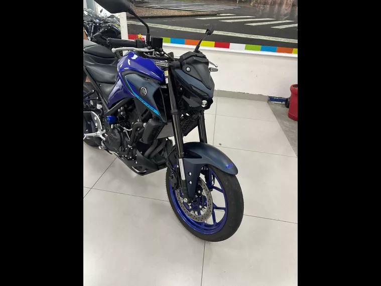 Yamaha MT-03 Azul 10