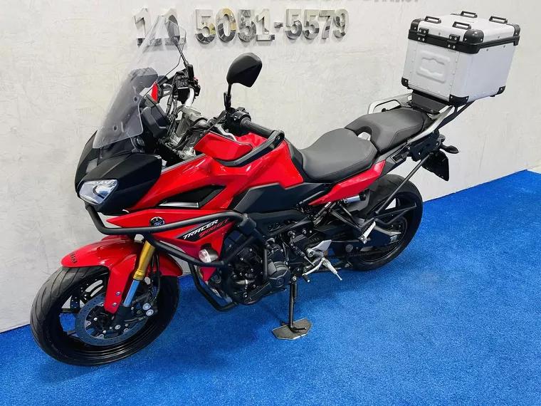 Yamaha MT-09 Vermelho 18