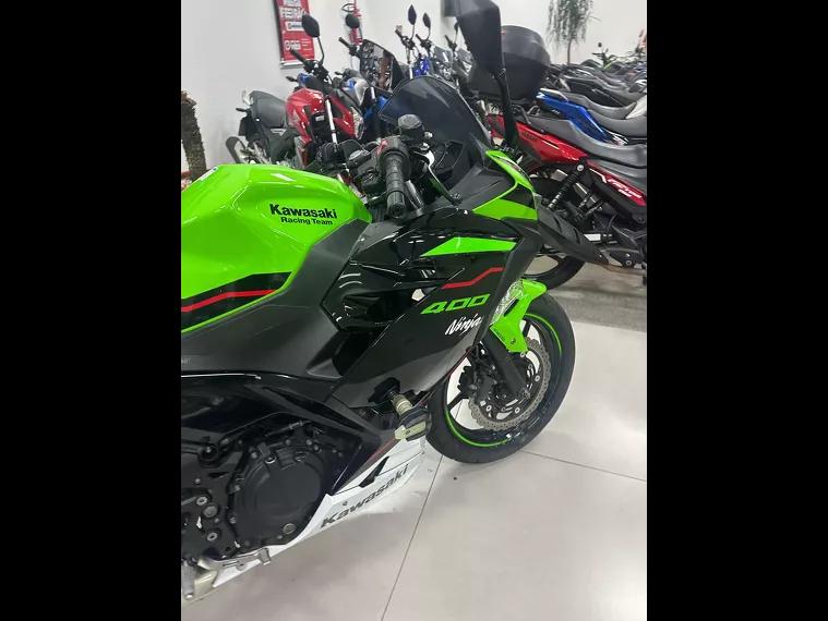 Kawasaki Ninja Verde 4