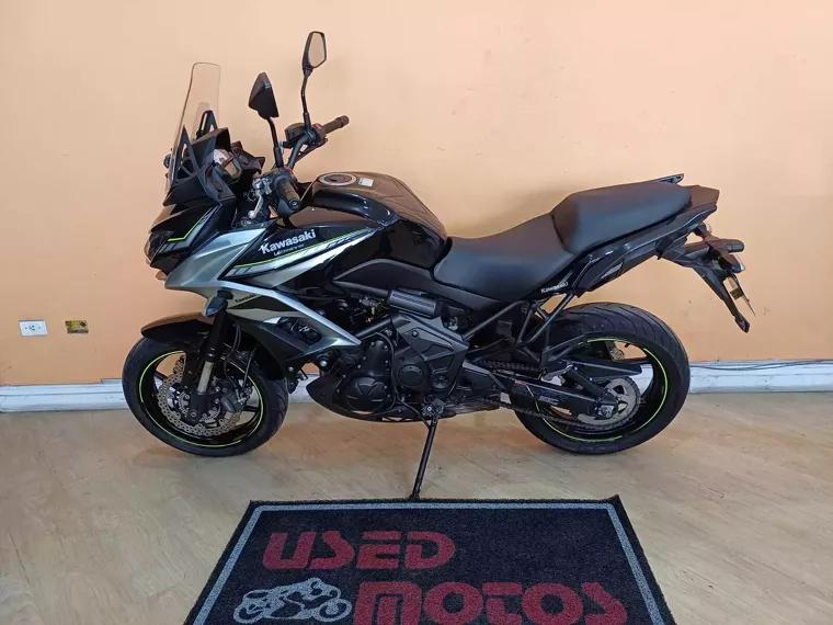 Kawasaki Versys Preto 7