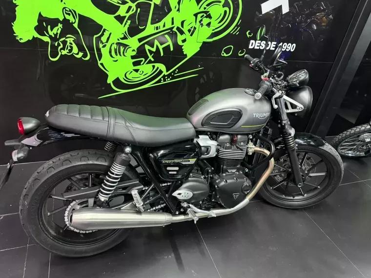 Triumph Speed Twin Cinza 3