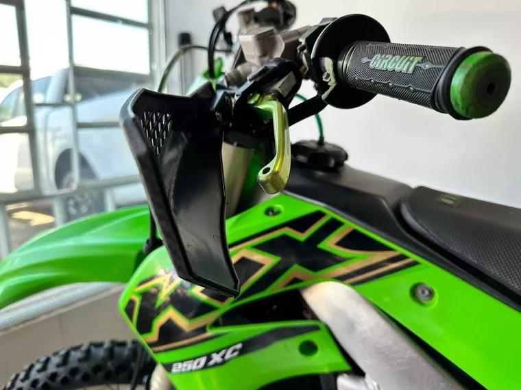 Kawasaki KX Verde 5