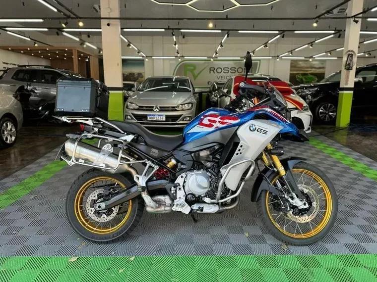 BMW F 850 Azul 2