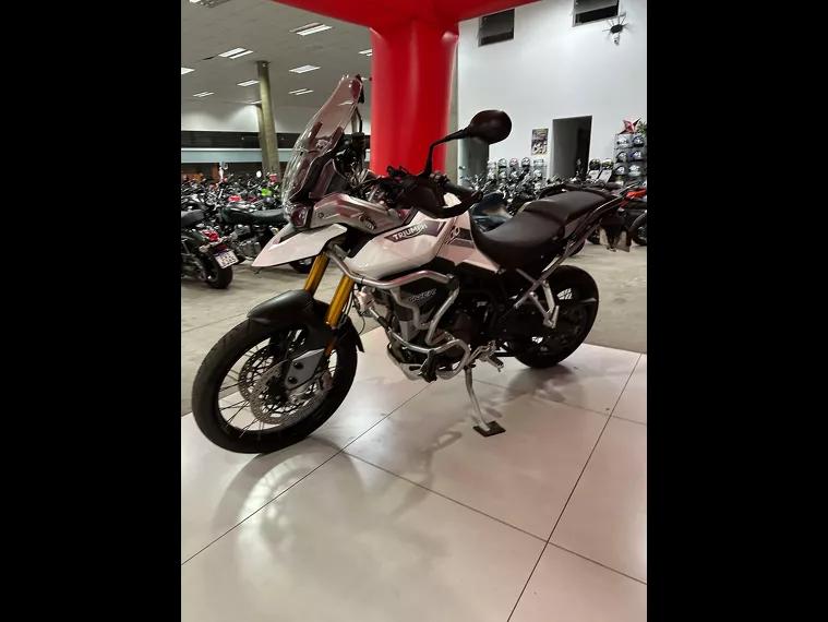 Triumph Tiger 900 Branco 2