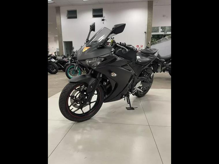 Yamaha YZF R3 Preto 15