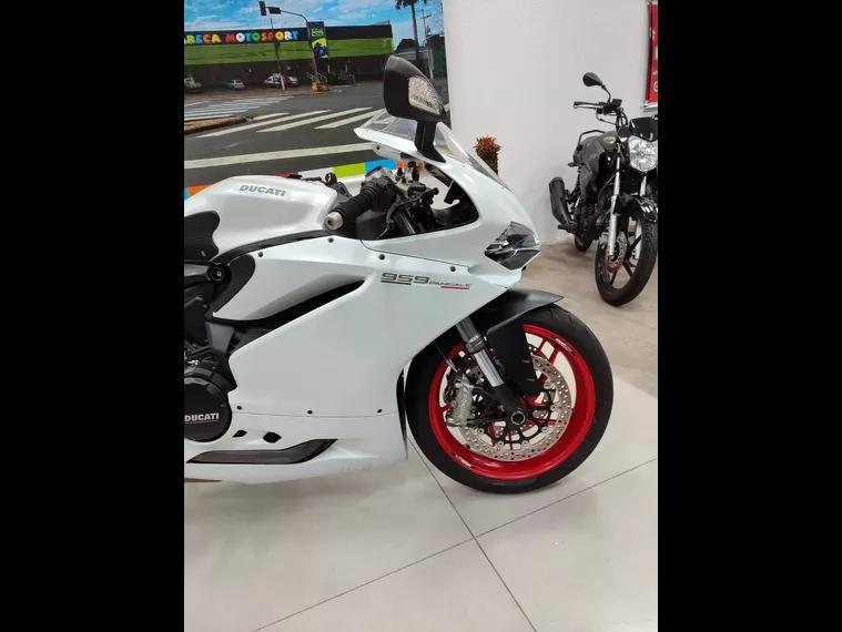 Ducati Panigale Branco 7