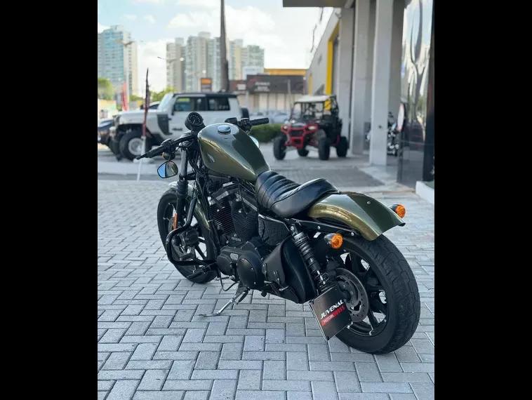 Harley-Davidson Sportster 883 Verde 7