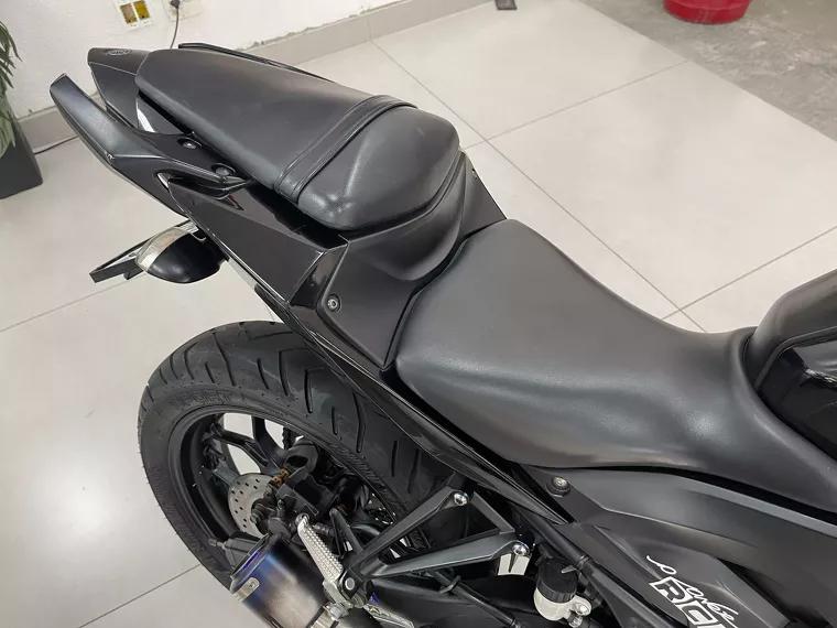 Yamaha MT-03 Preto 11