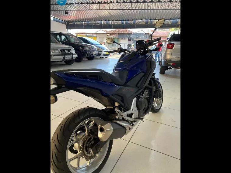 Honda NC Azul 4