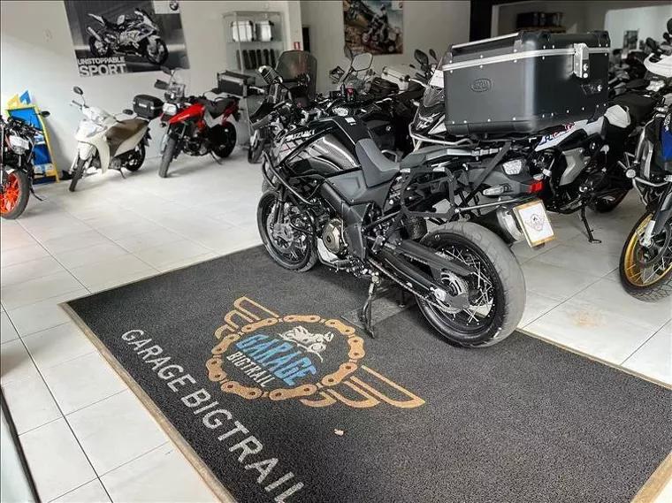 Suzuki V-Strom Preto 7