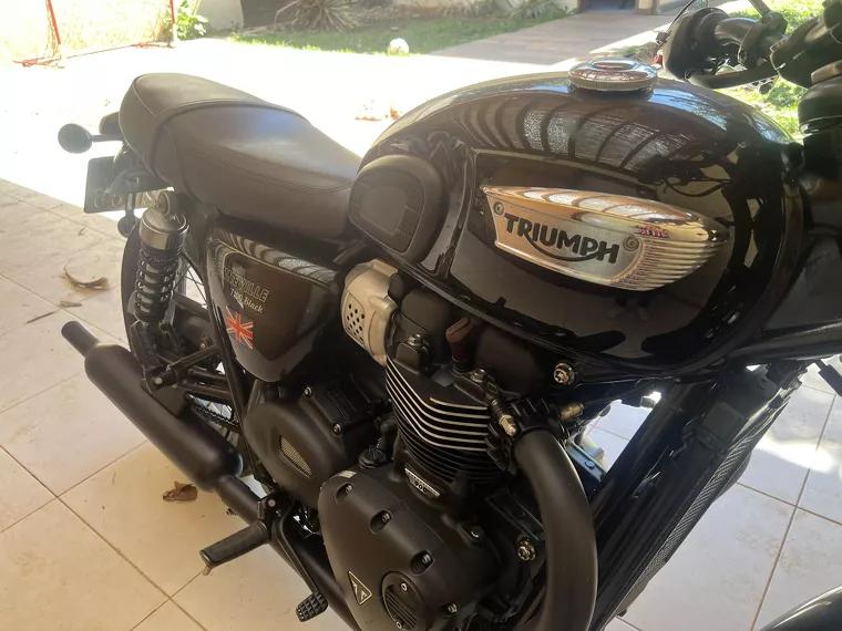 Triumph Bonneville Preto 7