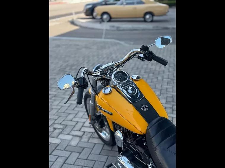 Harley-Davidson Dyna Amarelo 7