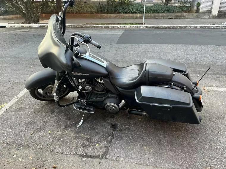 Harley-Davidson Street Glide Preto 2