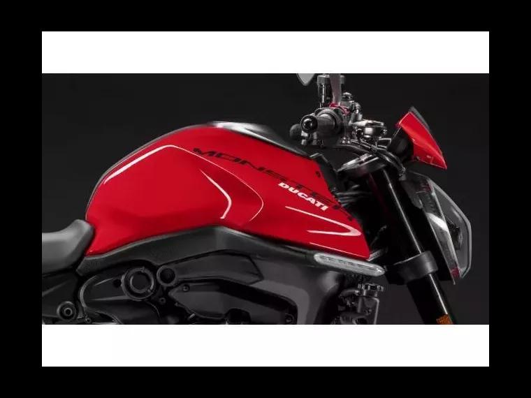 Ducati Monster Vermelho 1