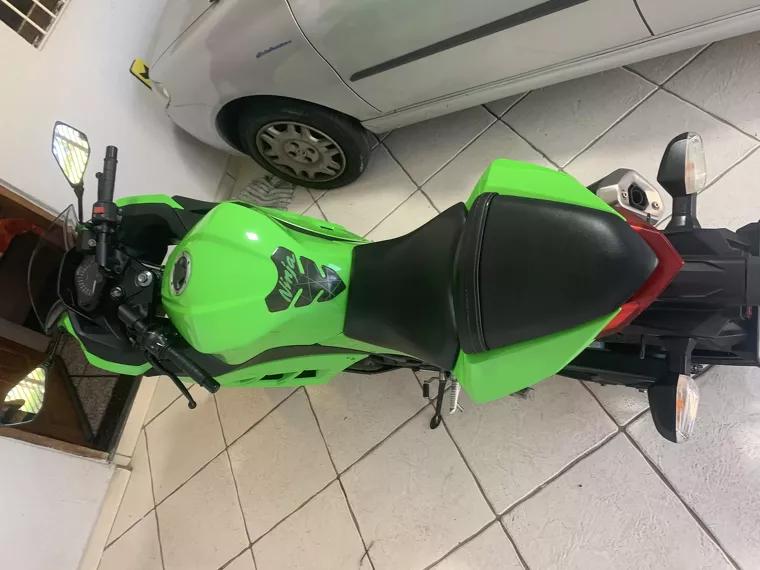 Kawasaki Ninja Verde 4