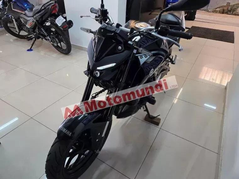 Yamaha MT-03 Preto 12