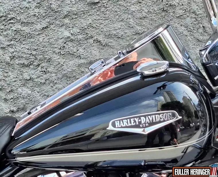 Harley-Davidson Road King Preto 4