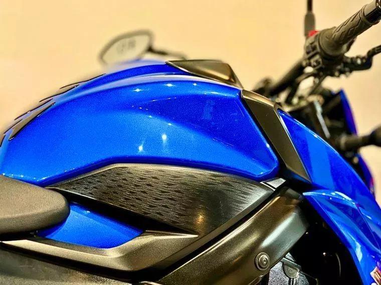 Suzuki GSX-S Azul 12