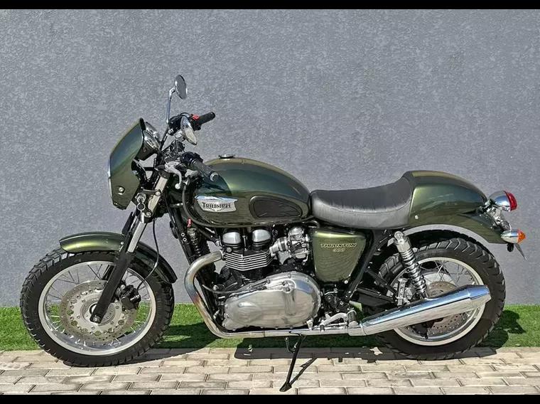 Triumph Thruxton Verde 2