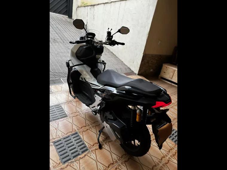 Honda Honda ADV Branco 2