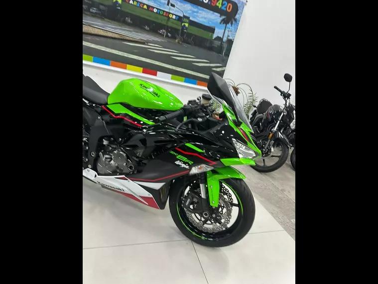 Kawasaki Ninja Verde 19