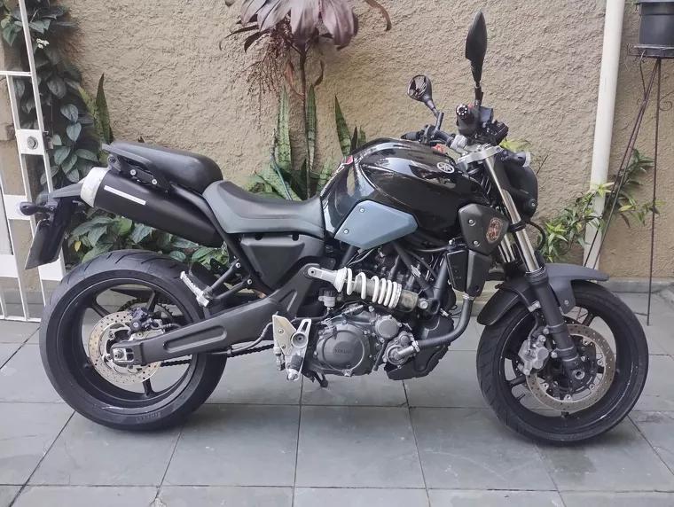 Yamaha MT-03 Preto 7