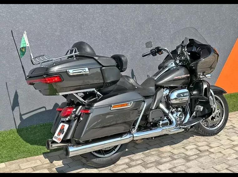 Harley-Davidson Road Glide Cinza 3