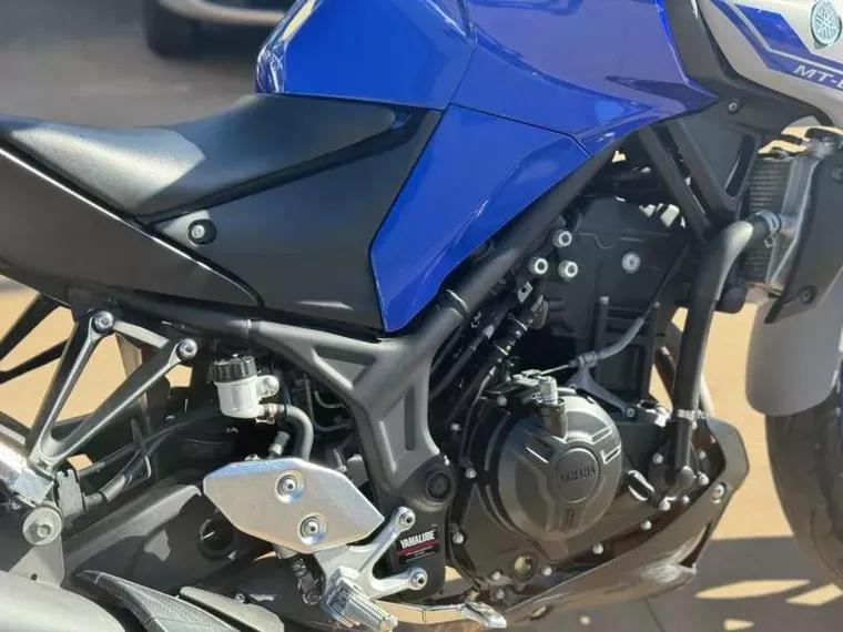 Yamaha MT-03 Azul 7