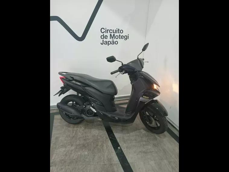 Yamaha Fluo Preto 1