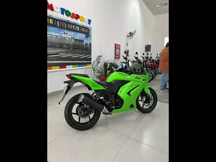 Kawasaki Ninja Verde 10