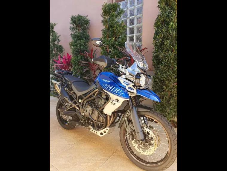 Triumph Tiger 800 Azul 1