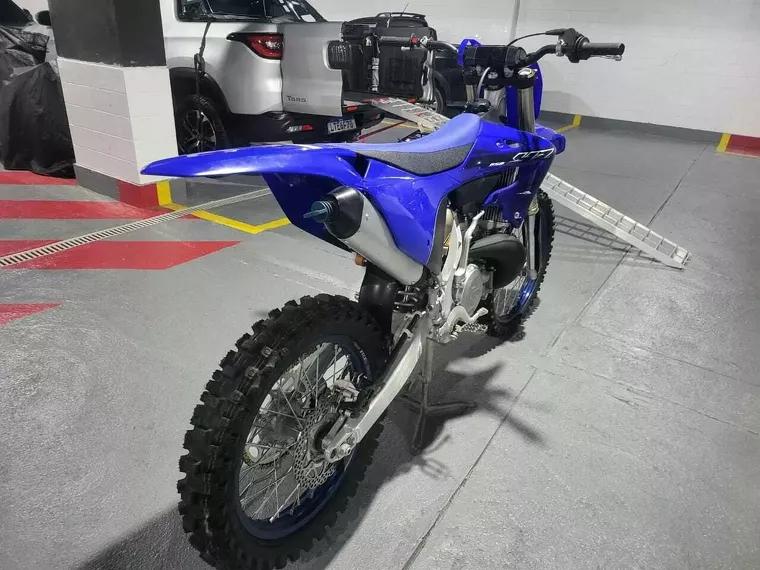 Yamaha YZ Azul 5