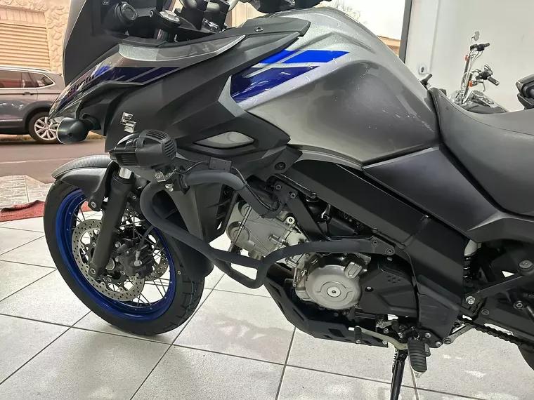 Suzuki V-Strom Cinza 18