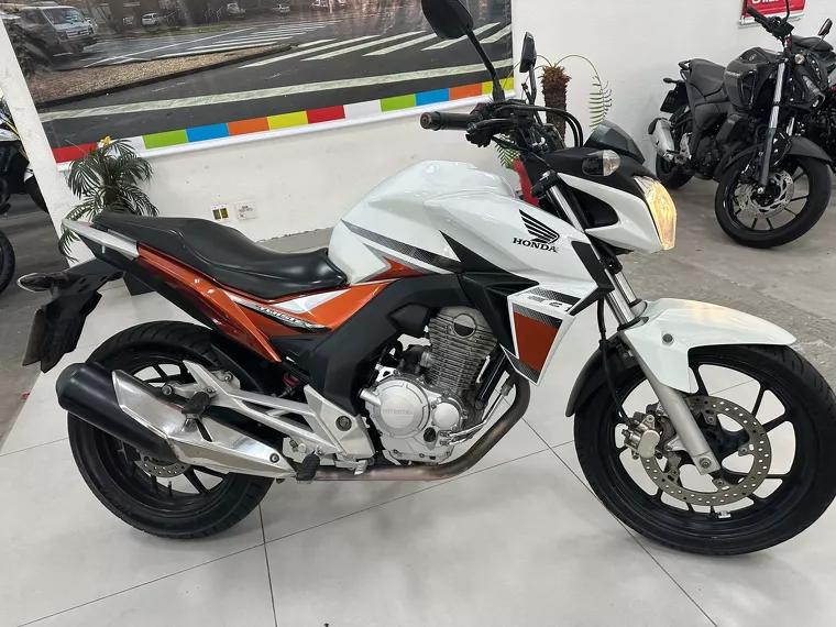 Honda CB Twister Branco 22