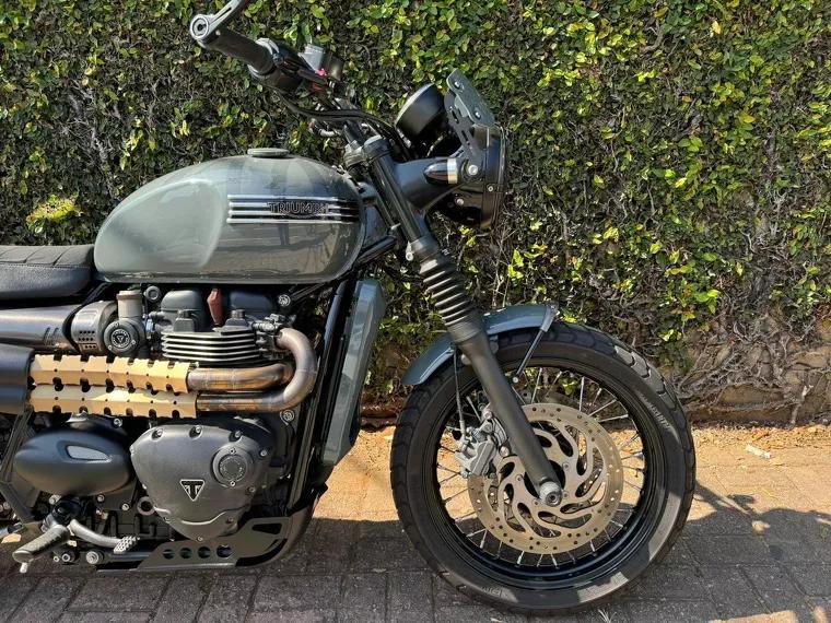 Triumph Bonneville Cinza 7