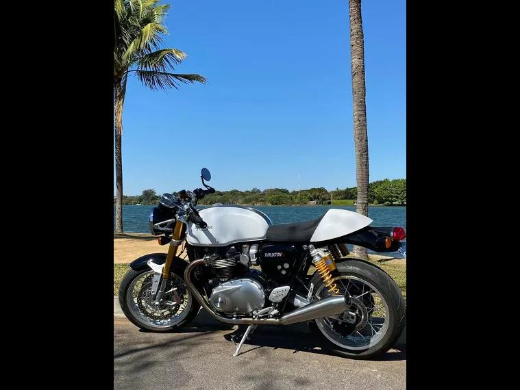 Triumph Thruxton Branco 1