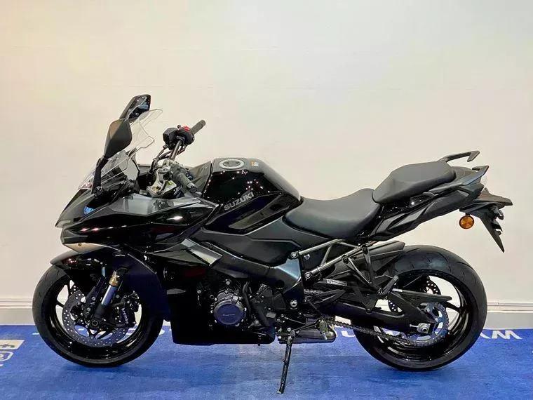 Suzuki GSX-S Preto 5