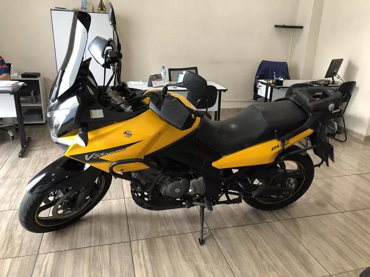 Suzuki V-Strom Amarelo 4