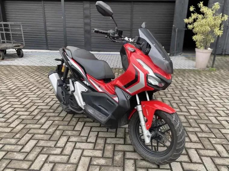 Honda Honda ADV Vermelho 1