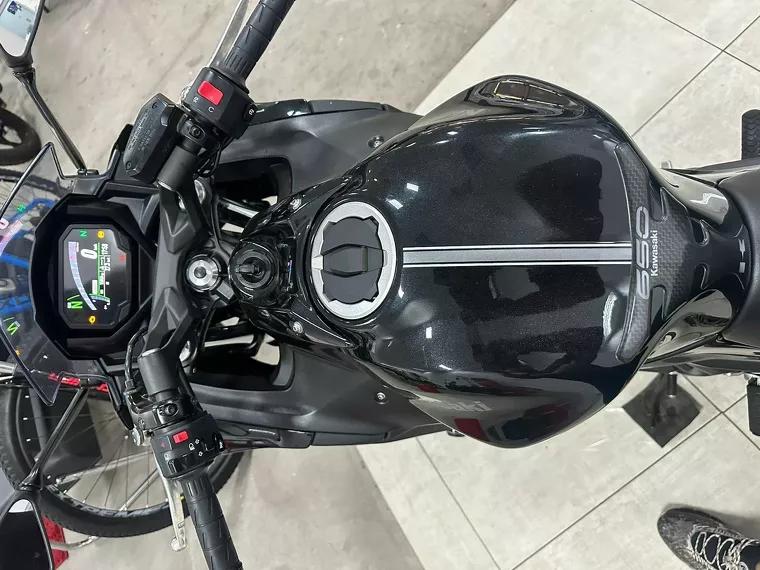 Kawasaki Ninja Preto 17