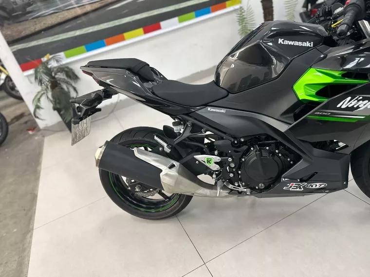 Kawasaki Ninja Preto 3