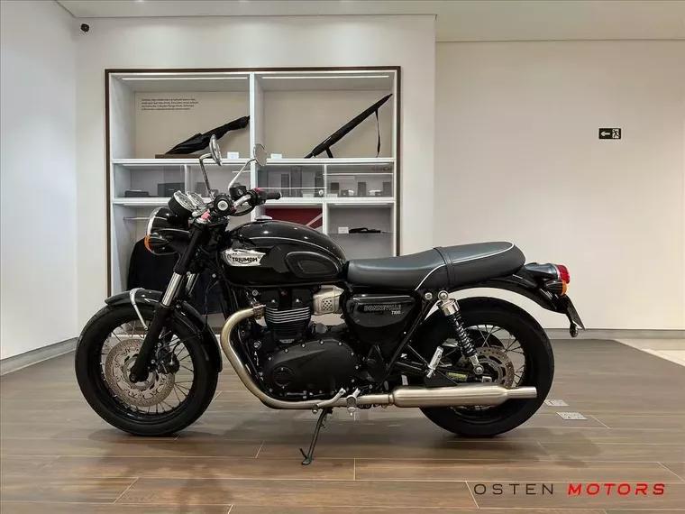 Triumph Bonneville Preto 4