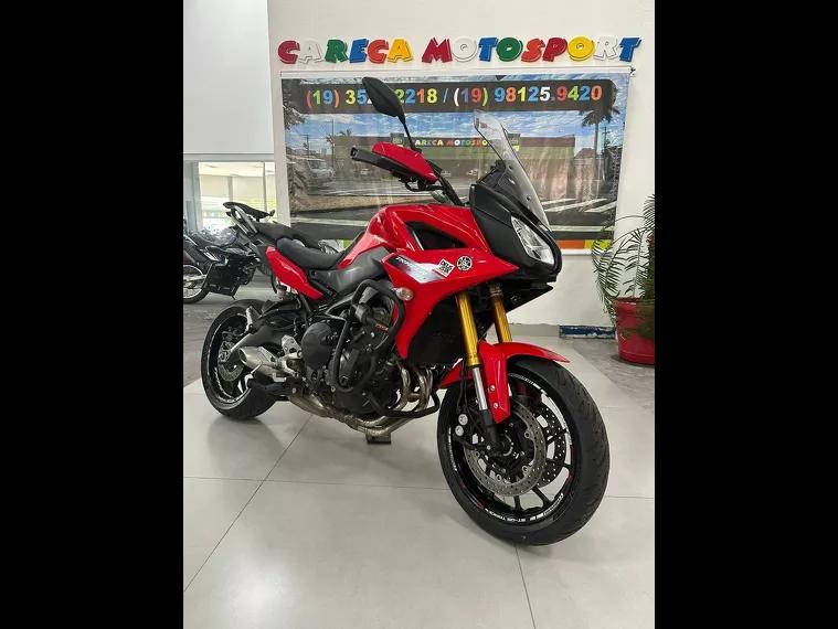 Yamaha MT-09 Vermelho 8